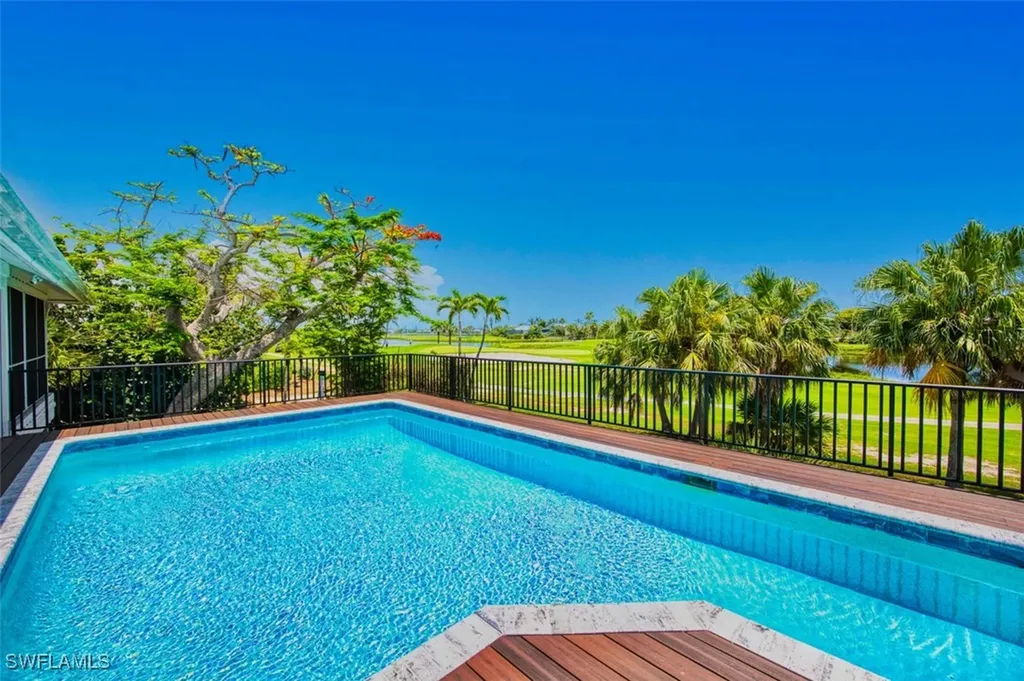 1589 Sand Castle Road Sanibel FL 33957