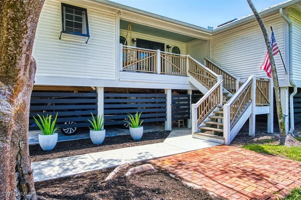 1589 Sand Castle Road Sanibel FL 33957