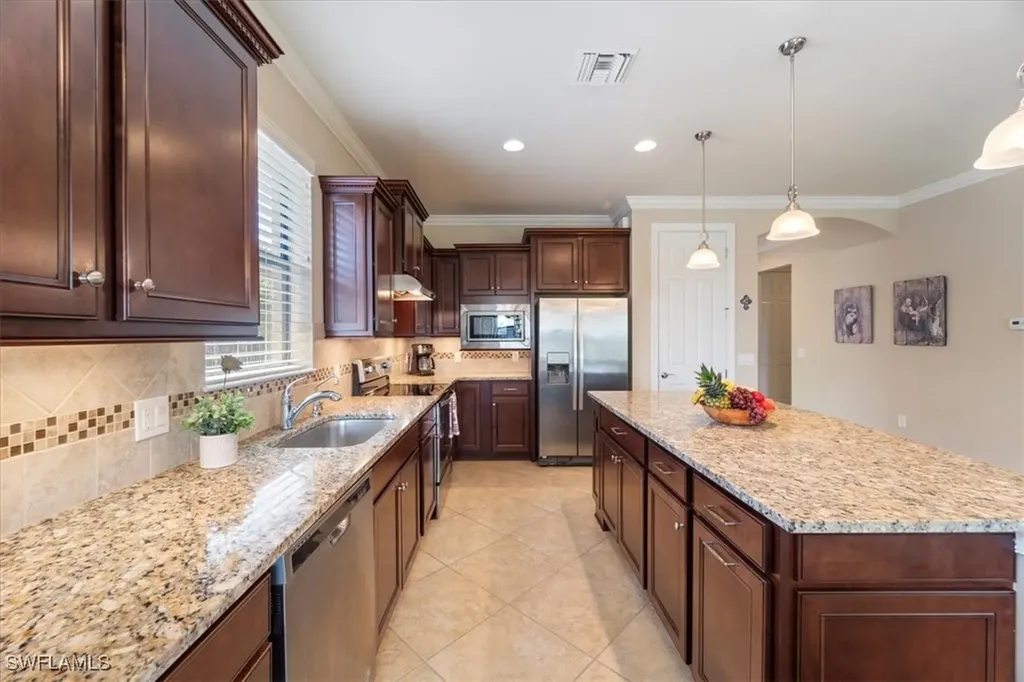 5979 Prosperity Lane Ave Maria FL 34142