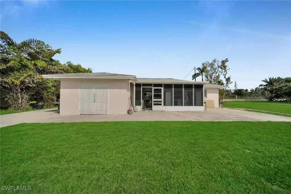 14260 Mcgregor Boulevard Fort Myers FL 33919