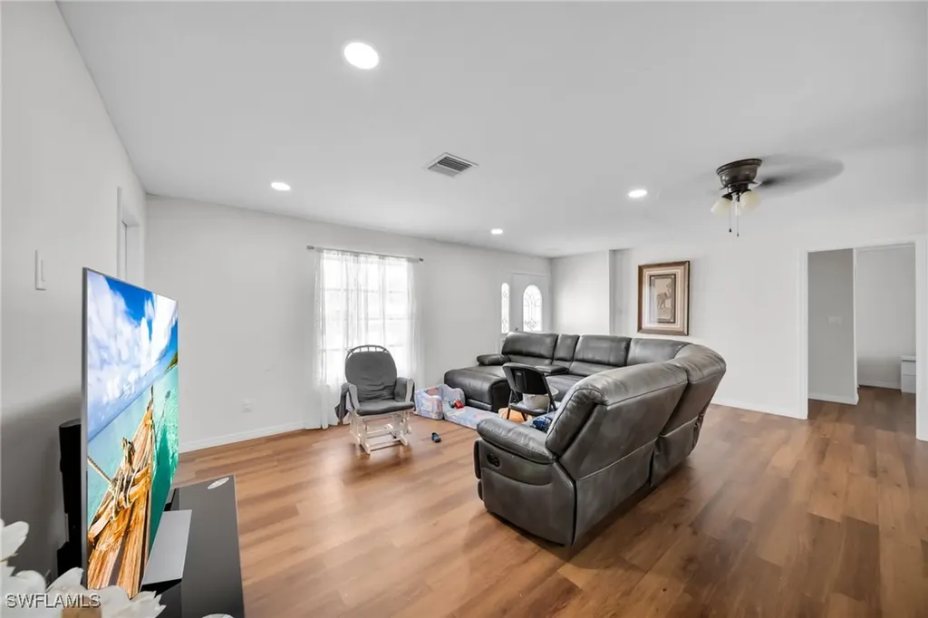 14260 Mcgregor Boulevard Fort Myers FL 33919
