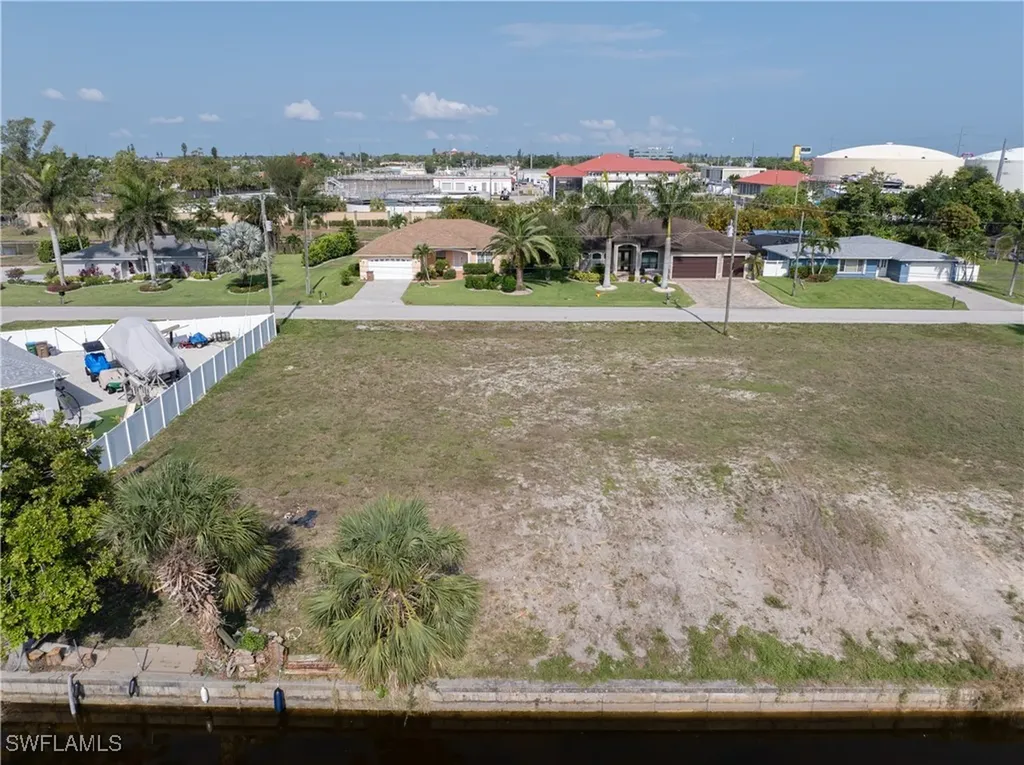 2529 SE 19th Avenue Cape Coral FL 33904