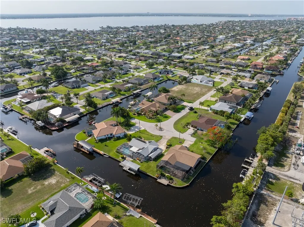 2529 SE 19th Avenue Cape Coral FL 33904