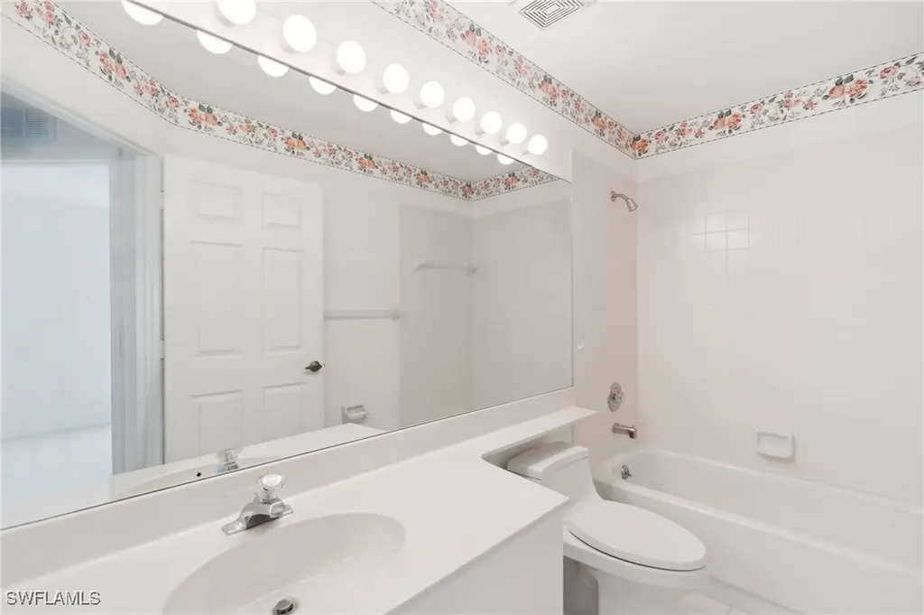 24797 Lakemont Cove Lane Bonita Springs FL 34134
