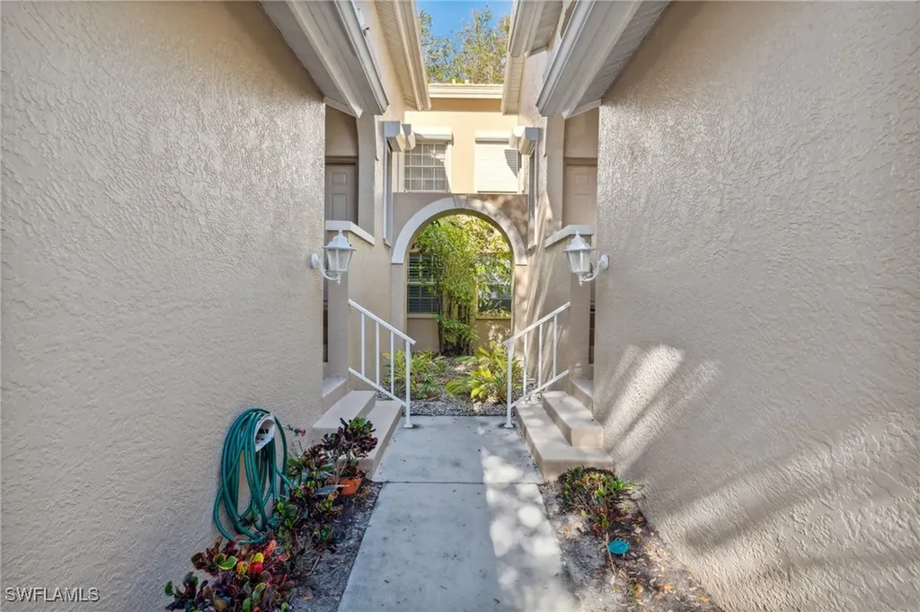 24797 Lakemont Cove Lane Bonita Springs FL 34134