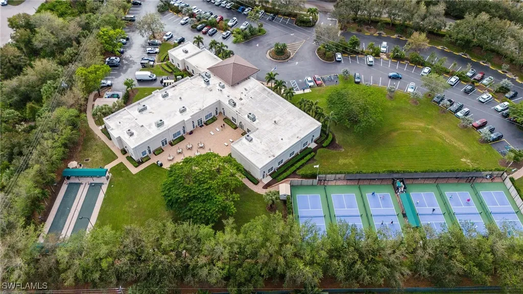 24797 Lakemont Cove Lane Bonita Springs FL 34134