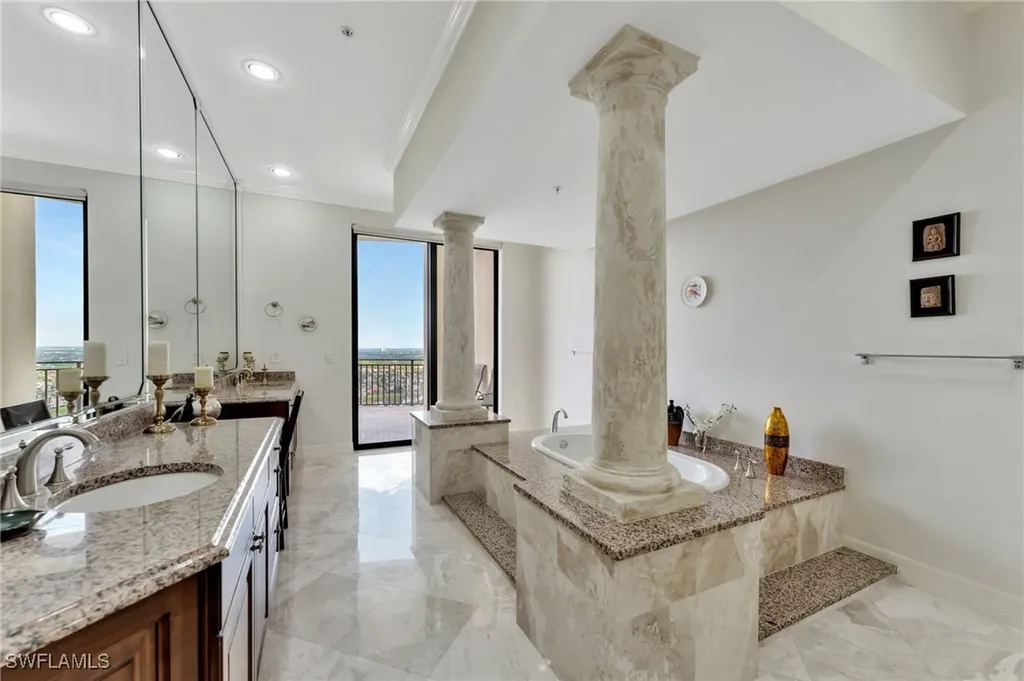 14300 Riva Del Lago Drive Fort Myers FL 33907