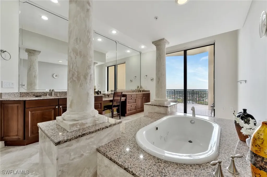 14300 Riva Del Lago Drive Fort Myers FL 33907