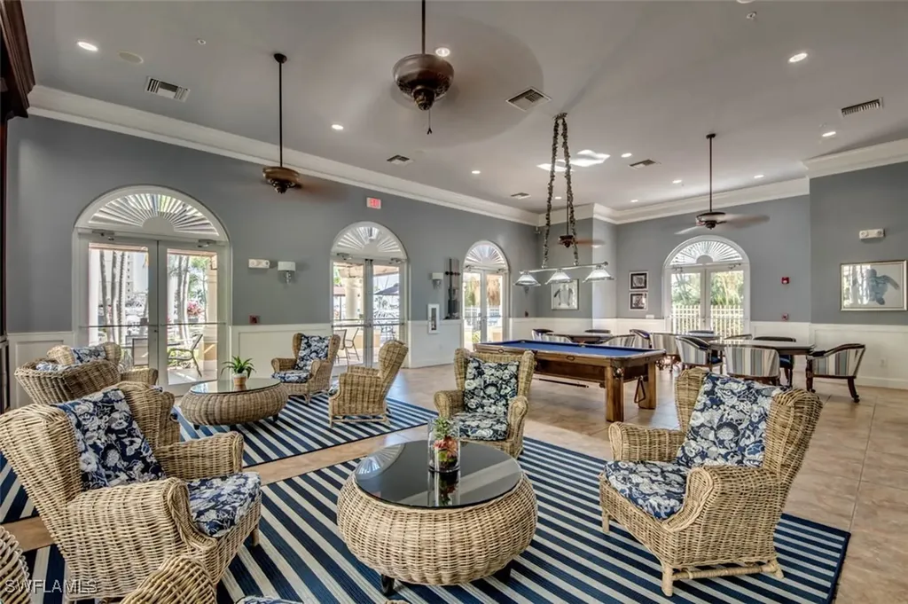 6081 Silver King Boulevard Cape Coral FL 33914