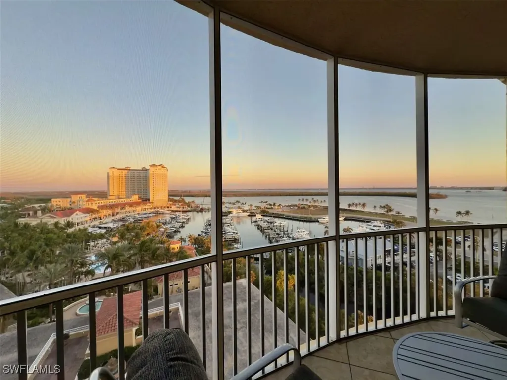 6081 Silver King Boulevard Cape Coral FL 33914