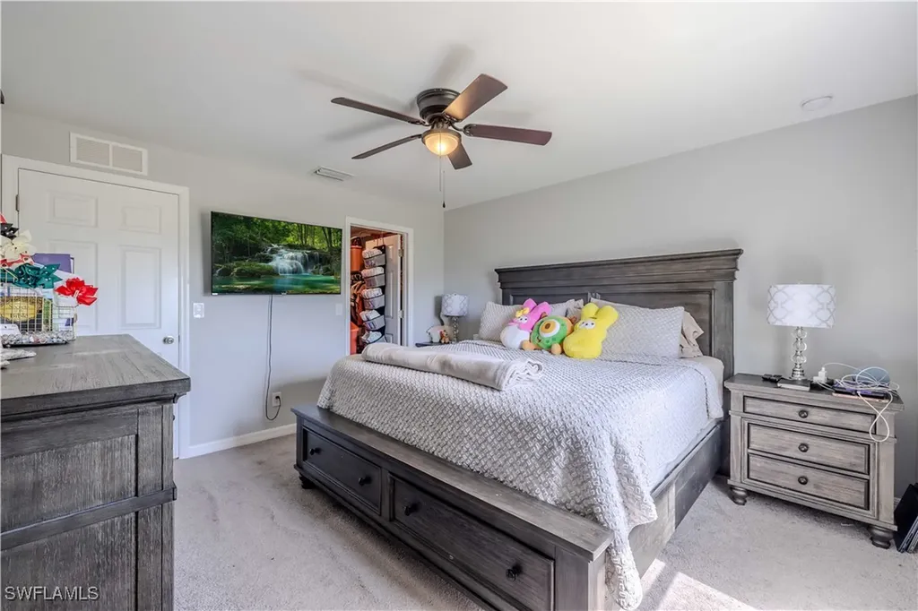1818 NE 6th Place Cape Coral FL 33909