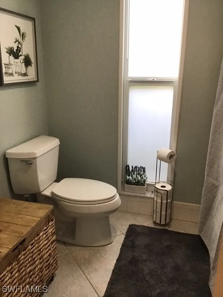 195 Peppermint Lane W Naples FL 34112