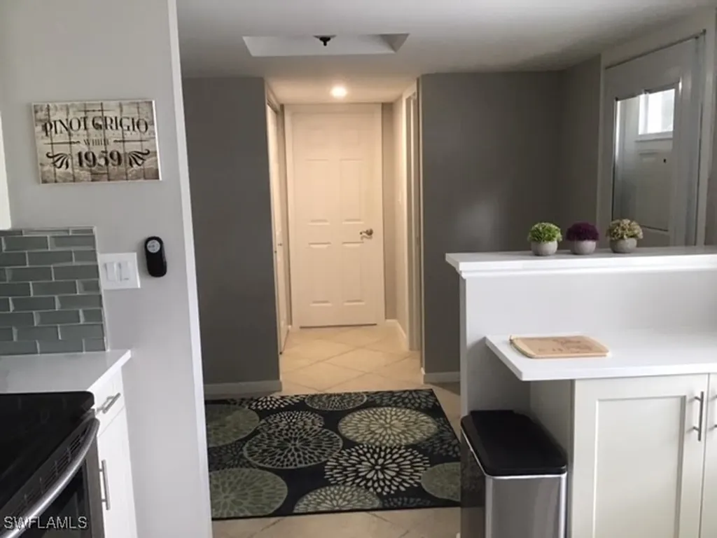 195 Peppermint Lane W Naples FL 34112