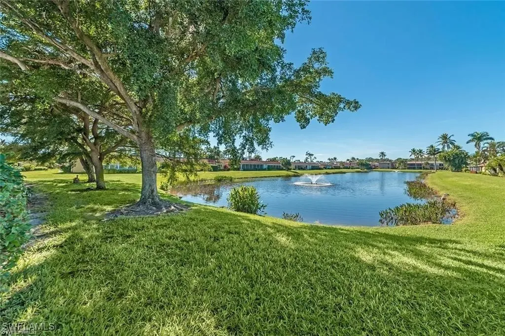 195 Peppermint Lane W Naples FL 34112