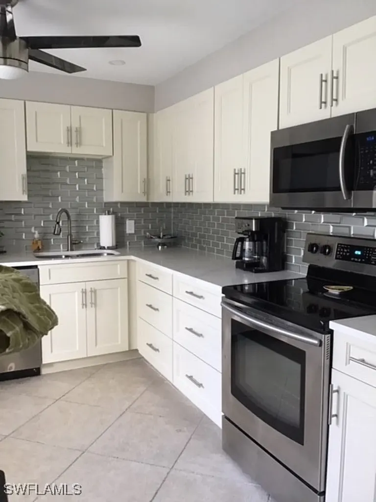 195 Peppermint Lane W Naples FL 34112