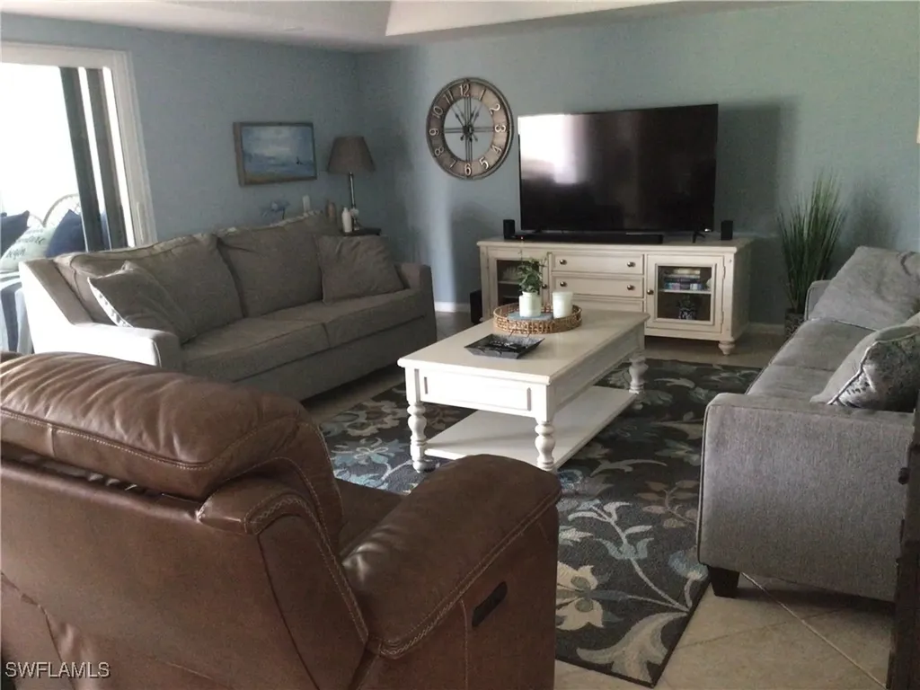 195 Peppermint Lane W Naples FL 34112