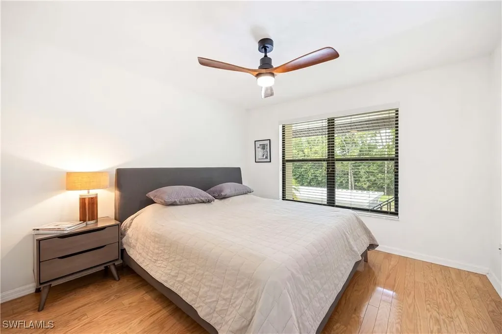 4241 Chantelle Drive Naples FL 34112