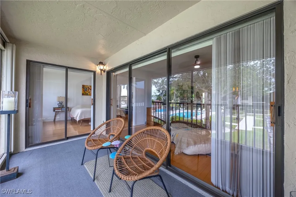 4241 Chantelle Drive Naples FL 34112