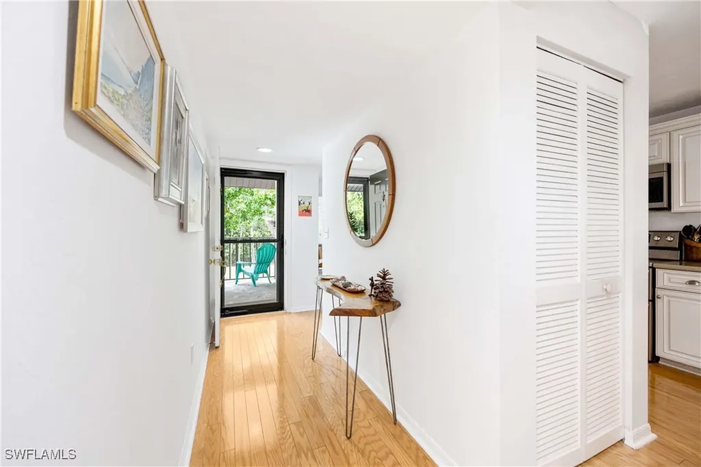 4241 Chantelle Drive Naples FL 34112