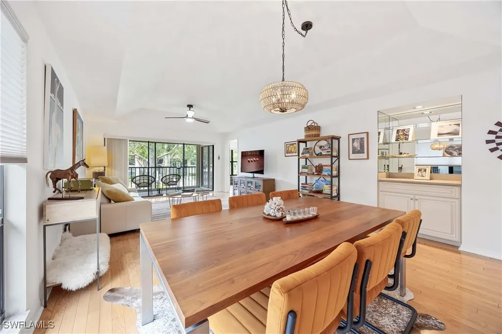 4241 Chantelle Drive Naples FL 34112