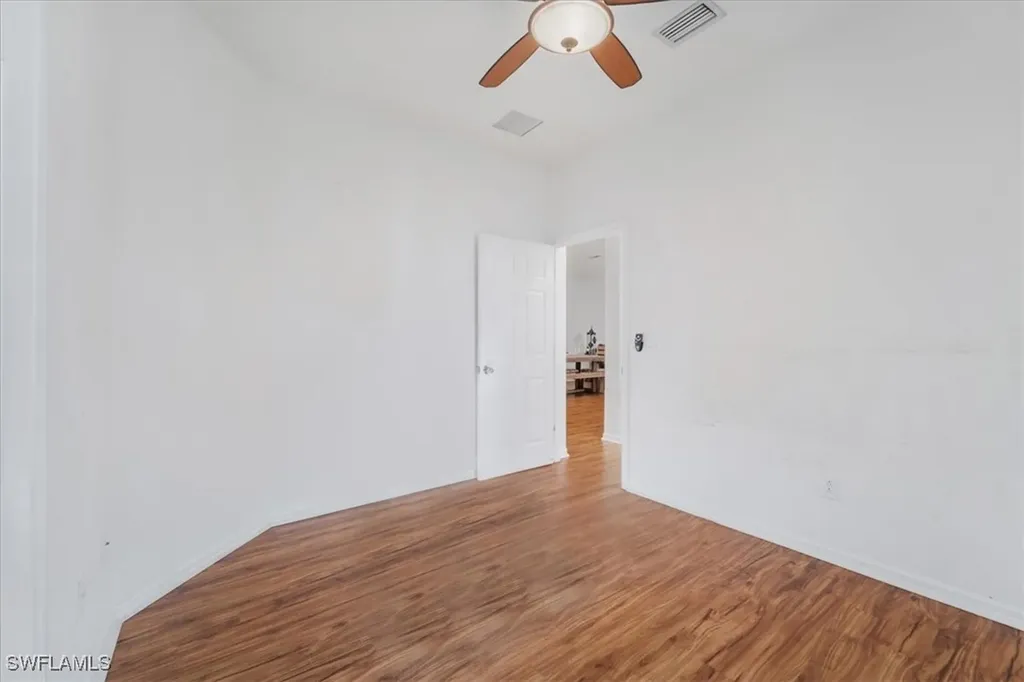 9052 Glenforest Drive Naples FL 34120