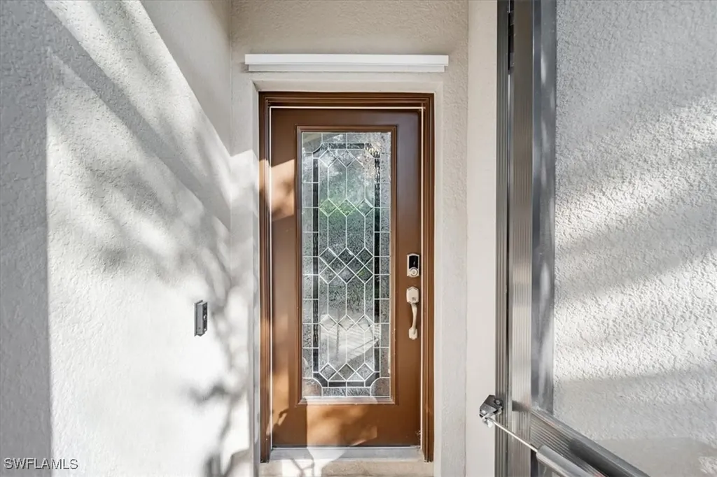 9052 Glenforest Drive Naples FL 34120