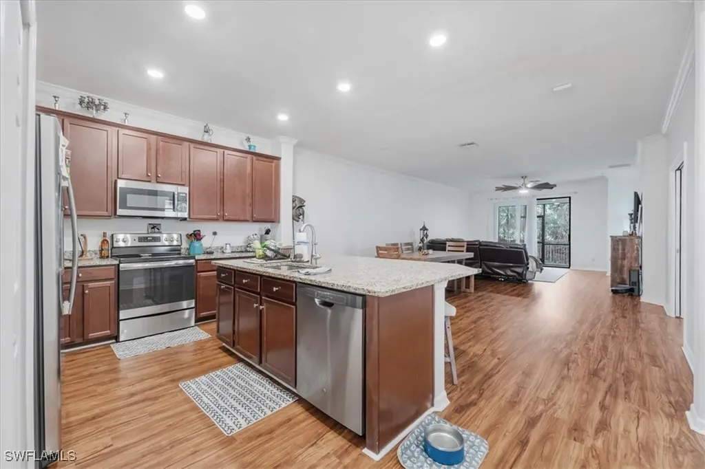 9052 Glenforest Drive Naples FL 34120
