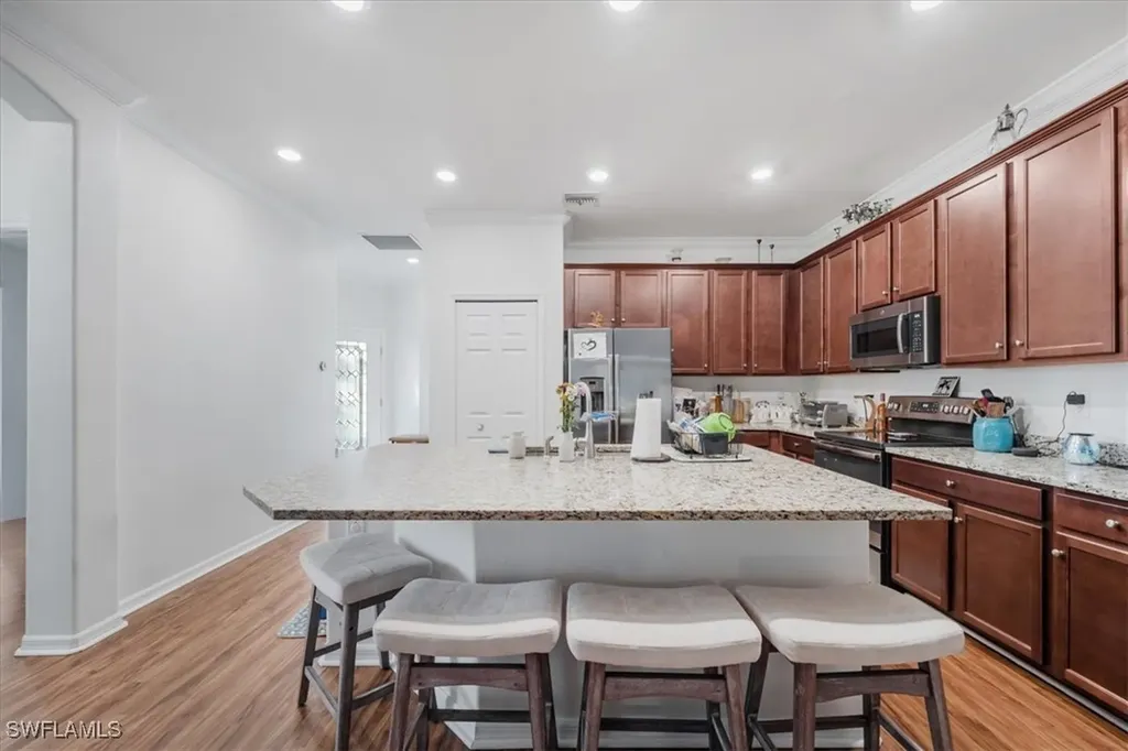 9052 Glenforest Drive Naples FL 34120