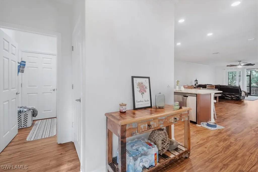 9052 Glenforest Drive Naples FL 34120