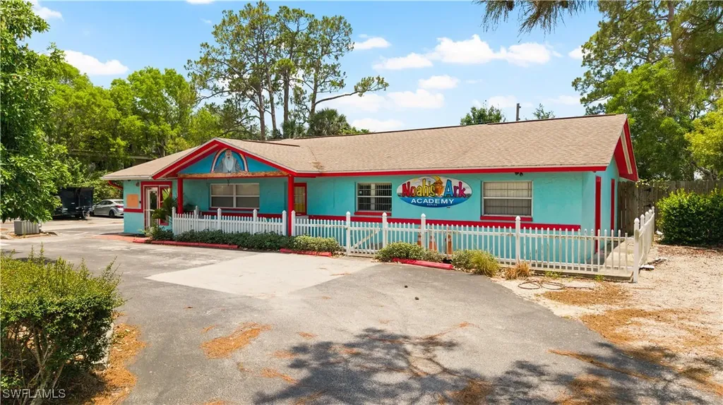 860 102nd Avenue N Naples FL 34108