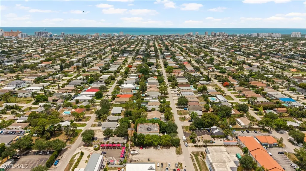 860 102nd Avenue N Naples FL 34108