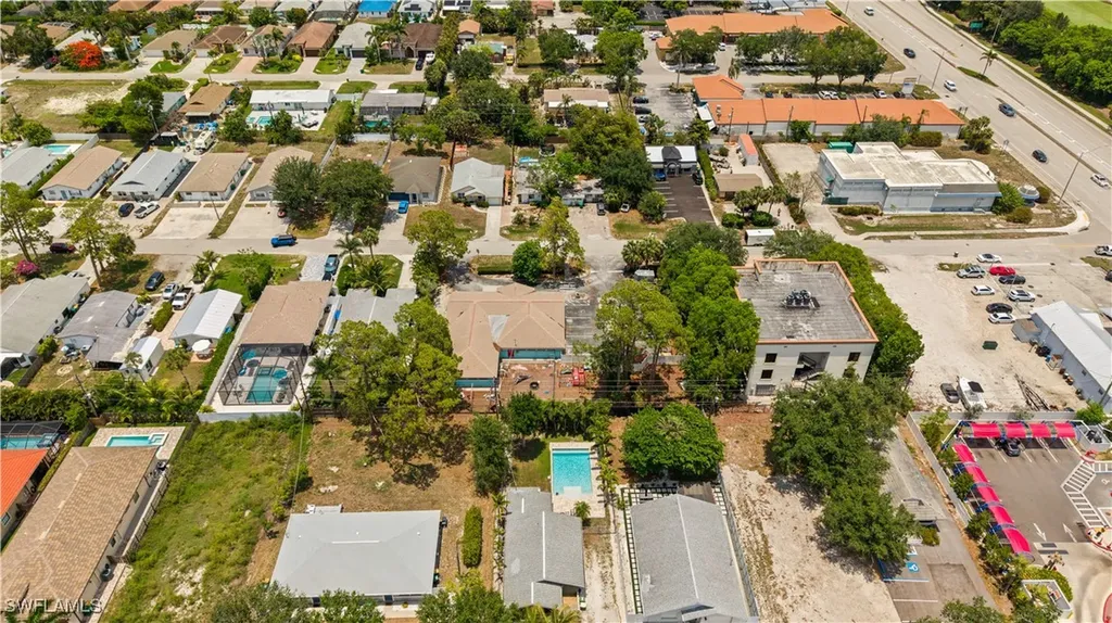 860 102nd Avenue N Naples FL 34108