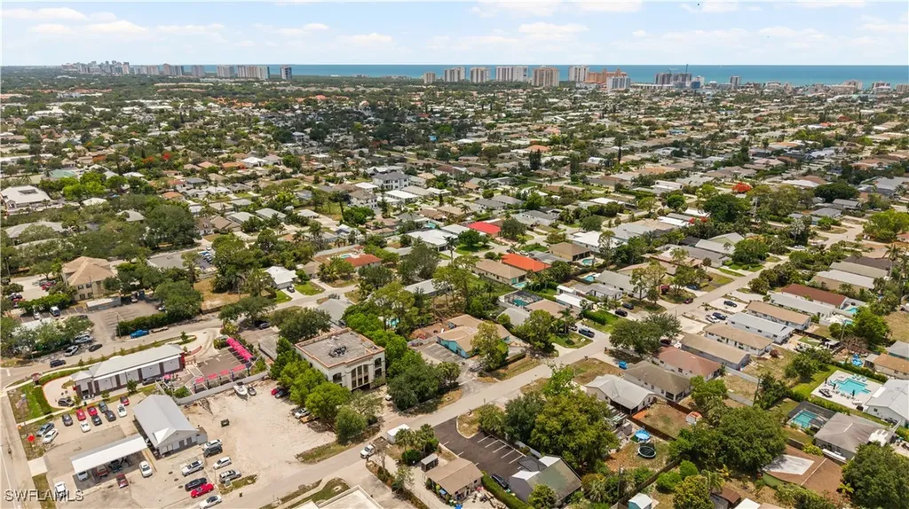 860 102nd Avenue N Naples FL 34108