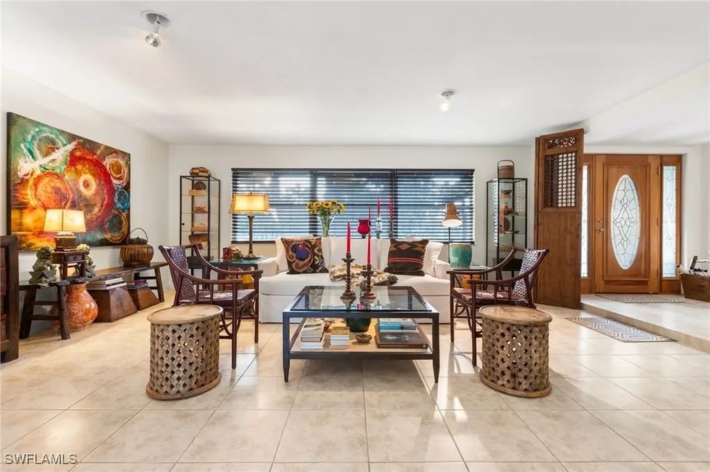 5631 Shaddelee Lane W Fort Myers FL 33919-2542