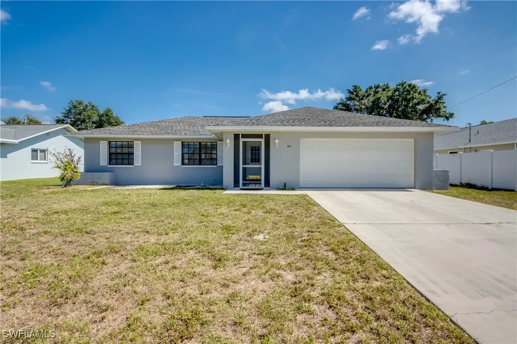 301 SW 32nd Terrace Cape Coral FL 33914