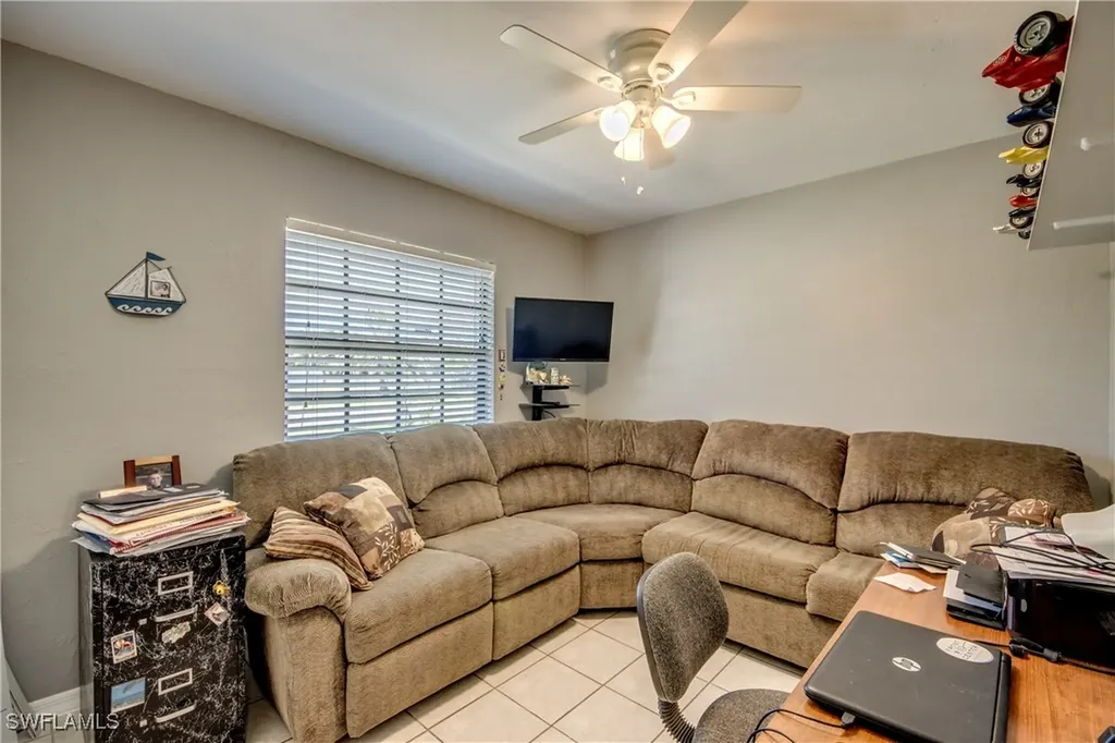 301 SW 32nd Terrace Cape Coral FL 33914