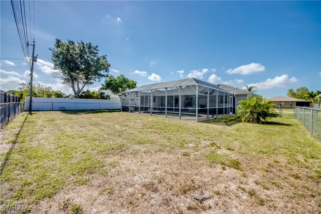 301 SW 32nd Terrace Cape Coral FL 33914