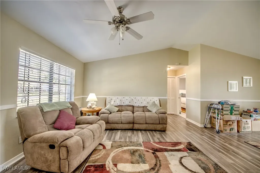 301 SW 32nd Terrace Cape Coral FL 33914