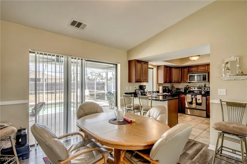 301 SW 32nd Terrace Cape Coral FL 33914