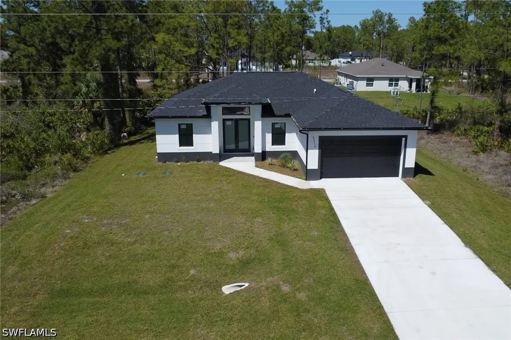 3315 Sunshine Boulevard N Lehigh Acres FL 33971