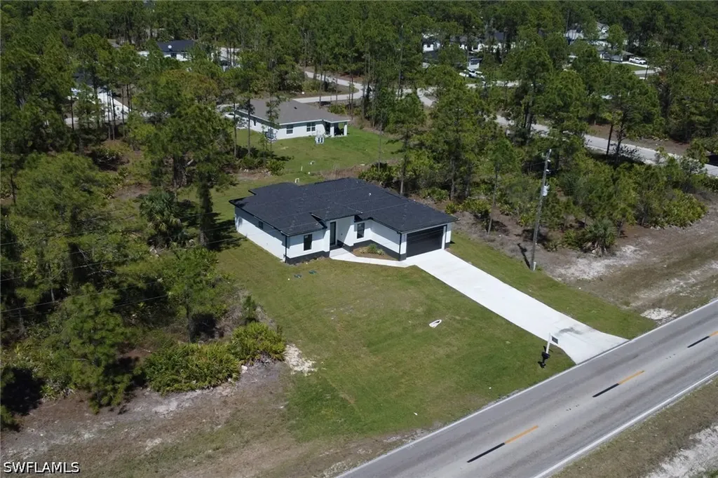 3315 Sunshine Boulevard N Lehigh Acres FL 33971