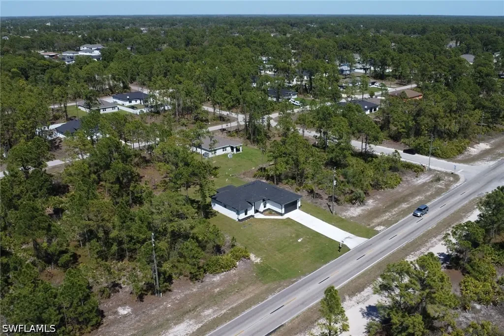 3315 Sunshine Boulevard N Lehigh Acres FL 33971
