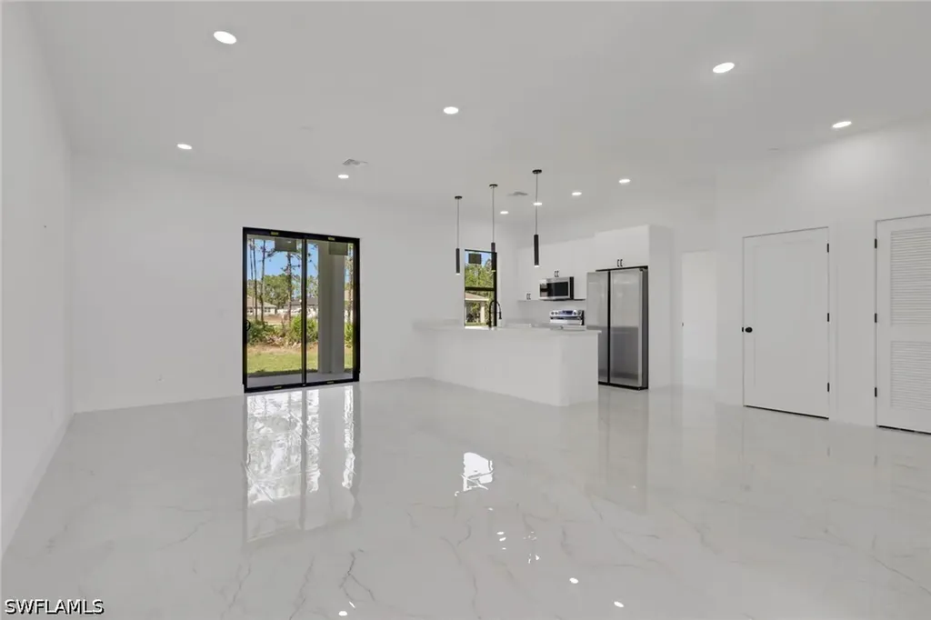 3315 Sunshine Boulevard N Lehigh Acres FL 33971
