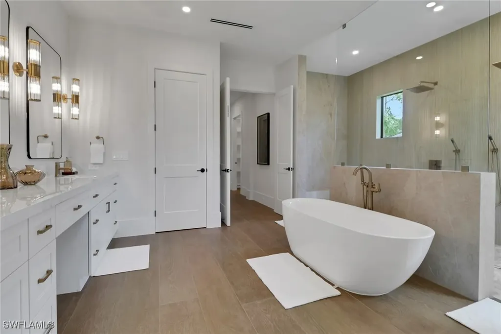 524 13th Street SW Naples FL 34117