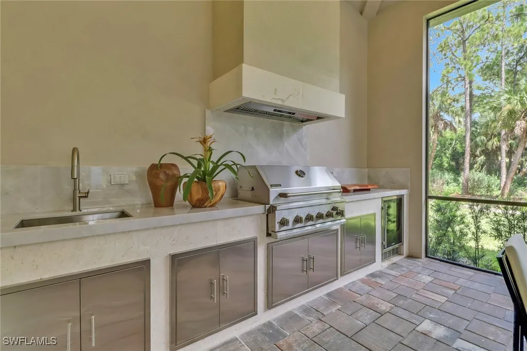 524 13th Street SW Naples FL 34117