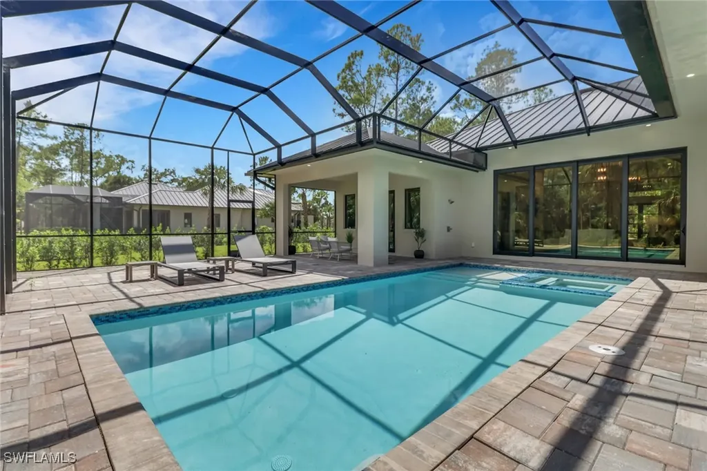 524 13th Street SW Naples FL 34117