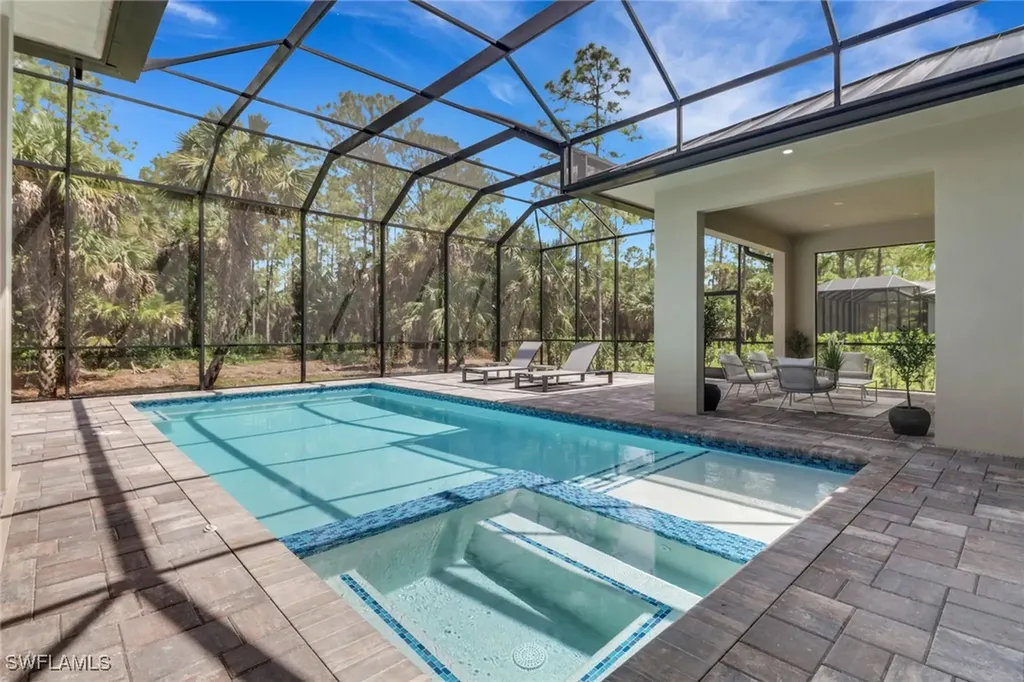 524 13th Street SW Naples FL 34117