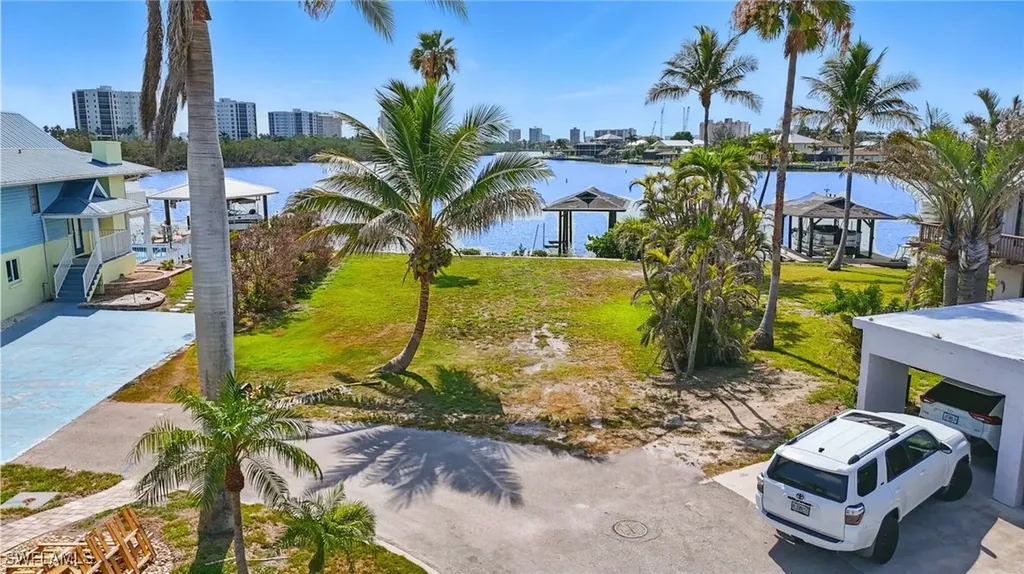 22491 Buccaneer Lagoon Street Fort Myers Beach FL 33931