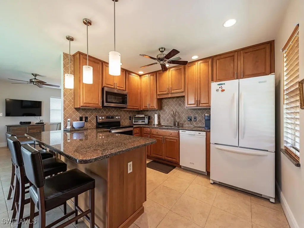 1400 Pompei Lane Naples FL 34103