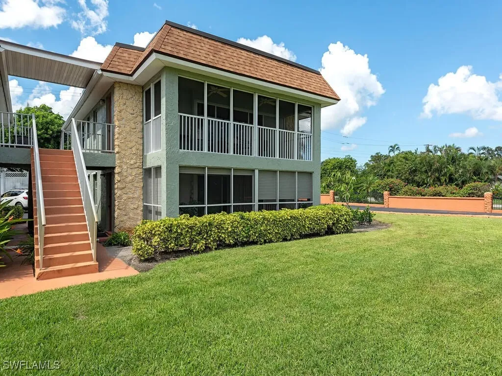 1400 Pompei Lane Naples FL 34103